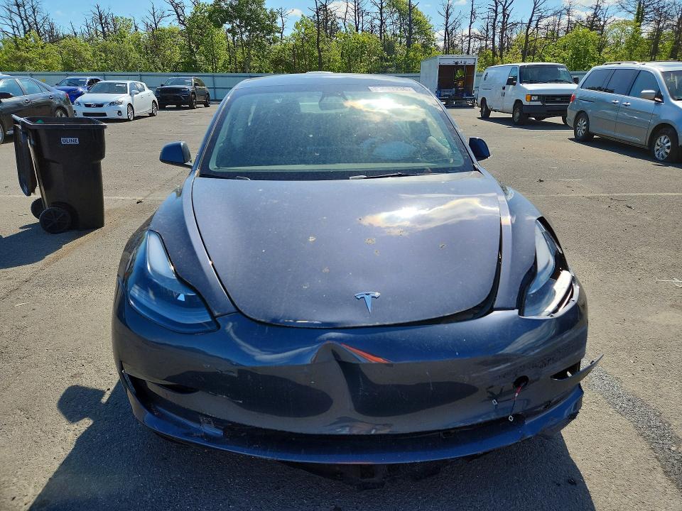 Продажа на аукционе авто 2023 Tesla Model 3, vin: 5YJ3E1EA9PF679168, номер лота: 55537236