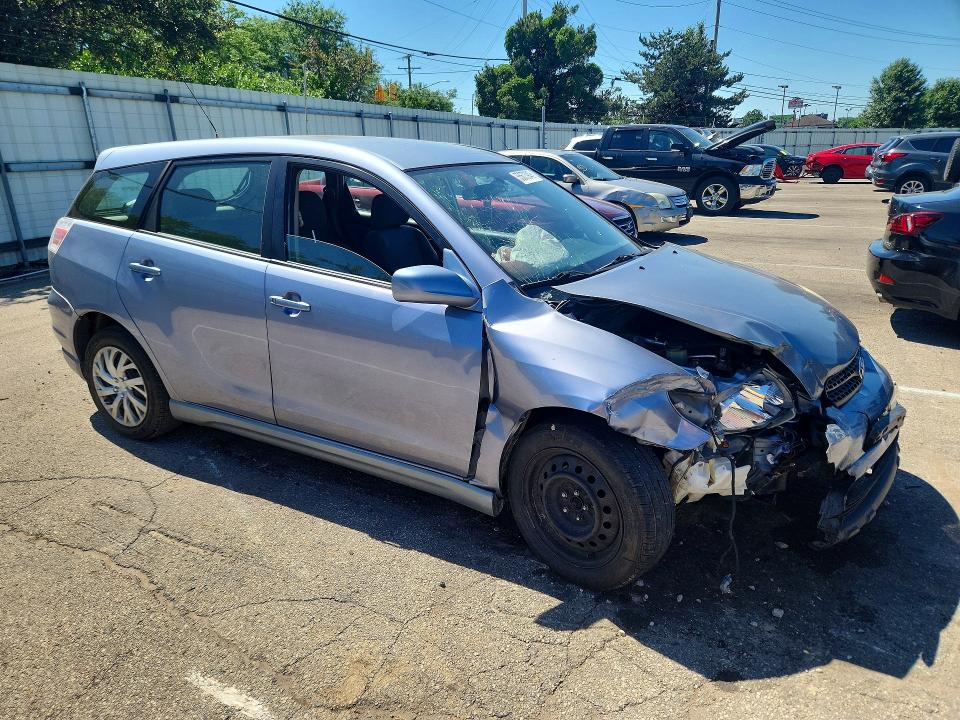 55673946 :رقم المزاد ، 2T1KR32E17C630716 vin ، 2007 Toyota Matrix مزاد بيع
