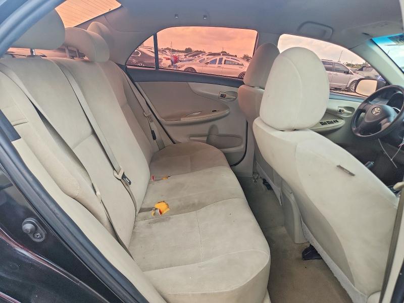 57642356 :رقم المزاد ، 2T1BU4EE7CC912949 vin ، 2012 Toyota Corolla مزاد بيع