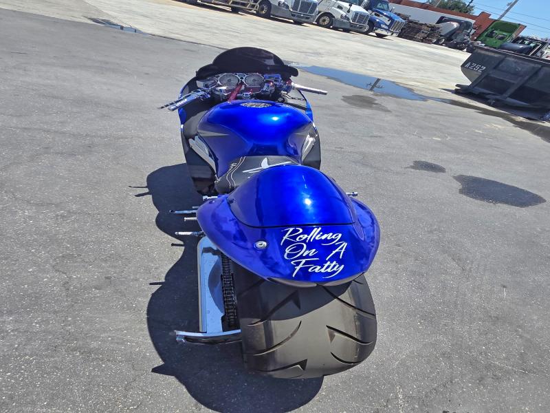 2005 Suzuki Gsx1300 მანქანა იყიდება აუქციონზე, vin: JS1GW71A552102865, აუქციონის ნომერი: 56225176