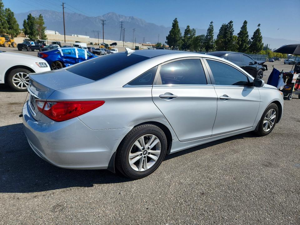 Продажа на аукционе авто 2012 Hyundai Sonata, vin: 5NPEB4AC2CH396777, номер лота: 55373726