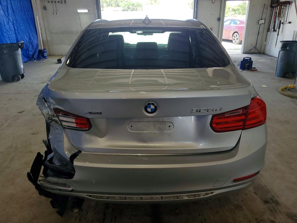 59104656 :رقم المزاد ، WBA3D5C55EKX95030 vin ، 2014 Bmw 328 مزاد بيع