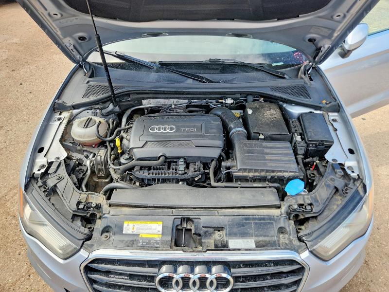 56491906 :رقم المزاد ، WAUKFHFF0F1058904 vin ، 2015 Audi A3 مزاد بيع