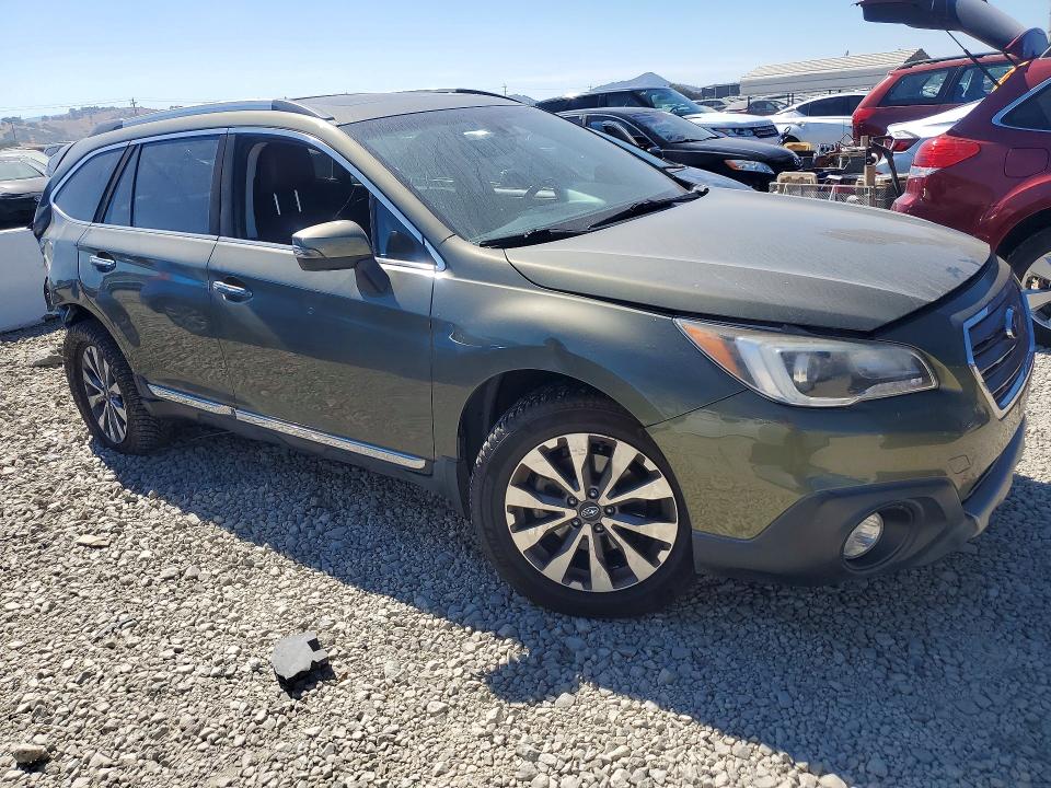 56648836 :رقم المزاد ، 4S4BSATCXH3429263 vin ، 2017 Subaru Outback مزاد بيع