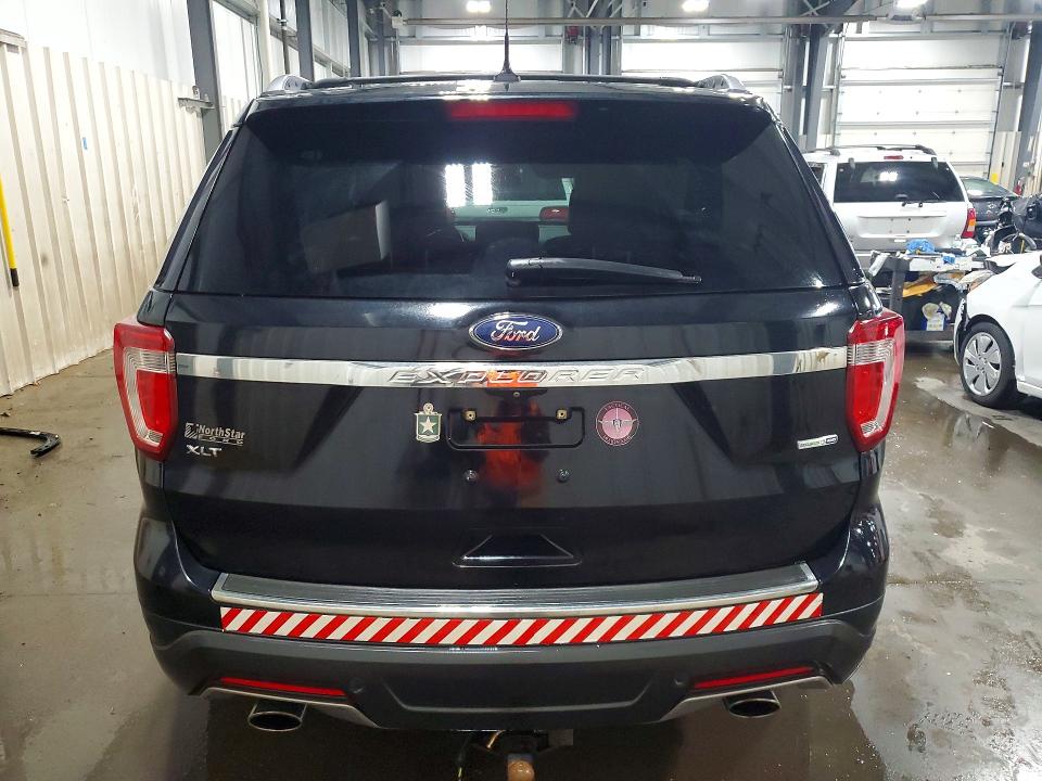 55931766 :رقم المزاد ، 1FM5K8DH0JGA53932 vin ، 2018 Ford Explorer مزاد بيع