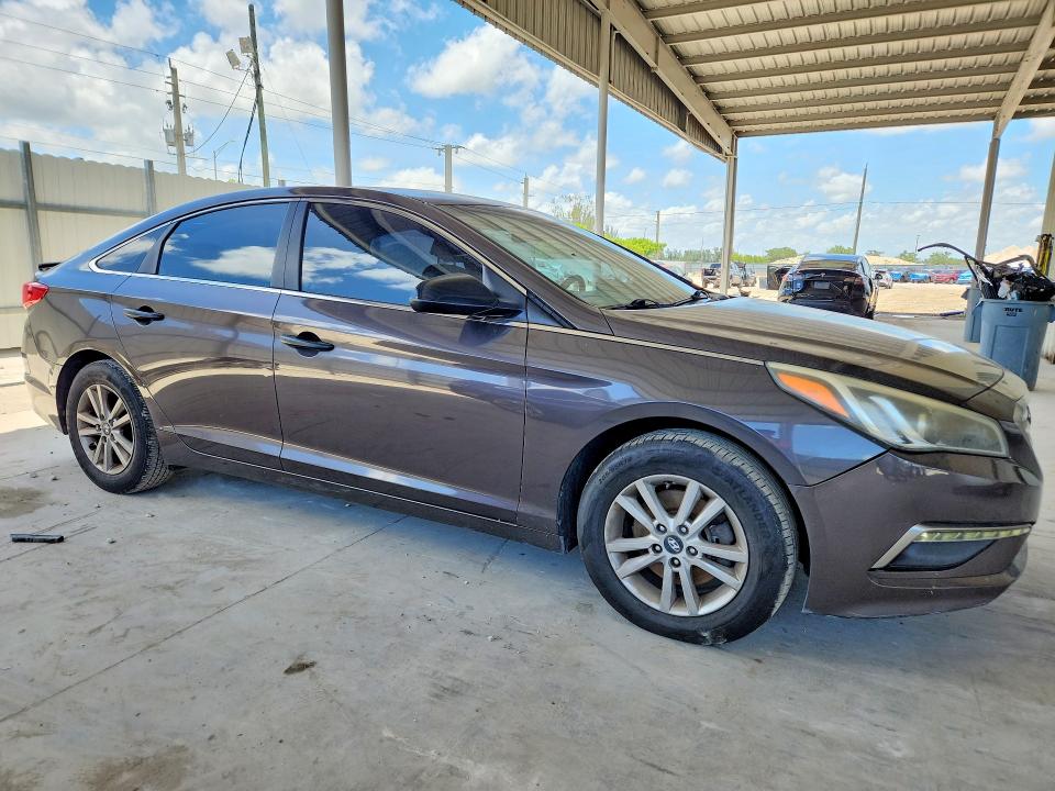 56629866 :رقم المزاد ، 5NPE24AFXFH029253 vin ، 2015 Hyundai Sonata مزاد بيع