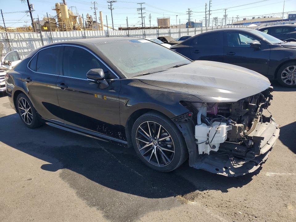 2023 Toyota Camry Hybrid მანქანა იყიდება აუქციონზე, vin: 4T1S31AKXPU610315, აუქციონის ნომერი: 57021396