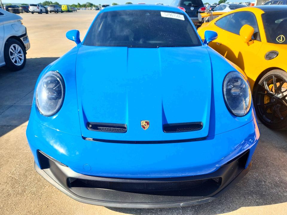 57901506 :رقم المزاد ، WP0AC2A94NS268310 vin ، 2022 Porsche 911 مزاد بيع