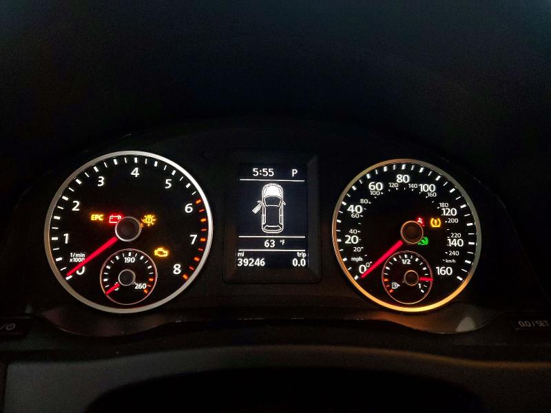 Aukcja sprzedaży 2017 Volkswagen Tiguan, vin: WVGUV7AX7HK022516, numer aukcji: 57330146