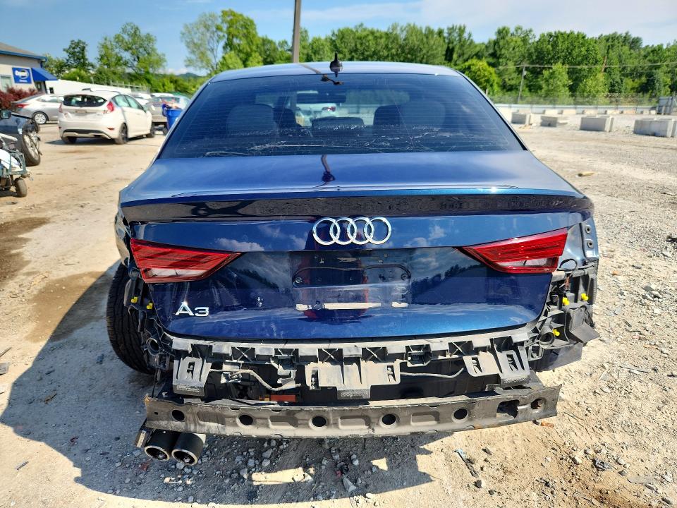Продаж на аукціоні авто 2019 Audi A3, vin: WAUAUGFF7K1025601, номер лоту: 57208946