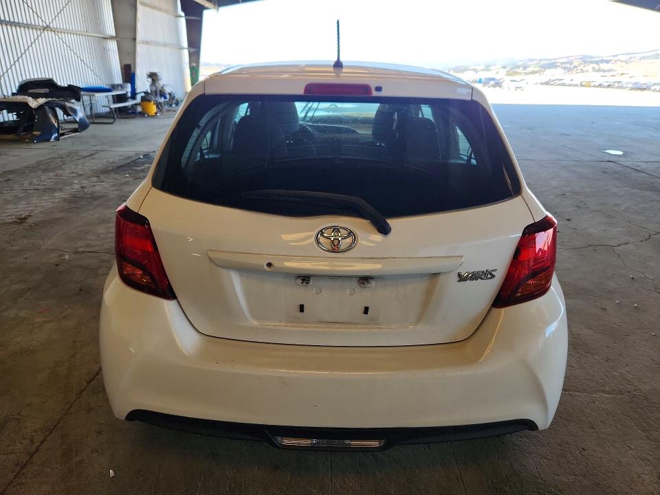 2015 Toyota Yaris მანქანა იყიდება აუქციონზე, vin: VNKKTUD32FA041820, აუქციონის ნომერი: 57691596