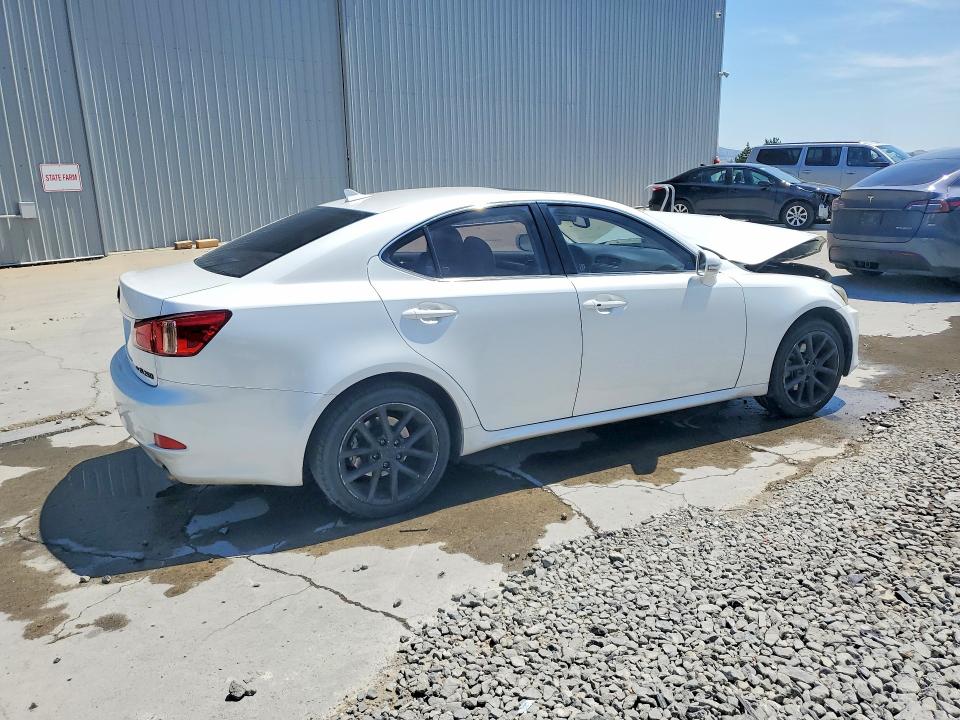 2011 Lexus Is მანქანა იყიდება აუქციონზე, vin: JTHCF5C27B5046306, აუქციონის ნომერი: 57533296