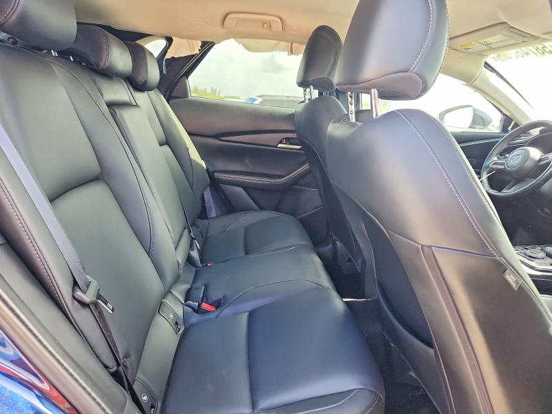 58746386 :رقم المزاد ، 3MVDMBBM1PM553425 vin ، 2023 Mazda Cx-30 مزاد بيع