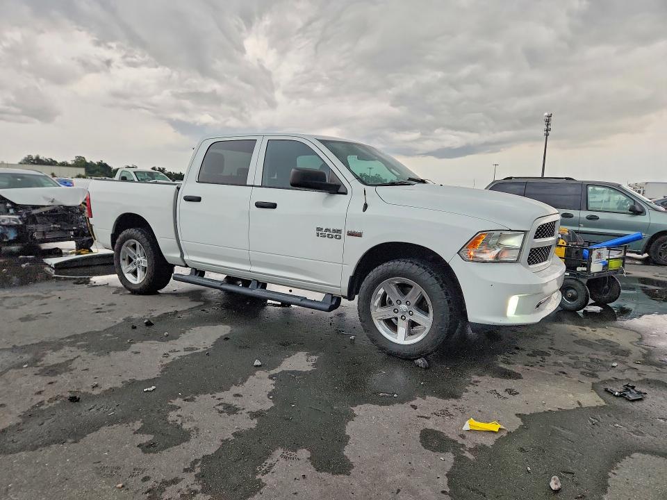 59129916 :رقم المزاد ، 1C6RR6KT2FS650525 vin ، 2015 Ram 1500 مزاد بيع