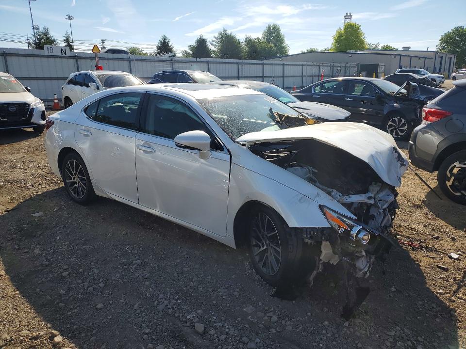 2016 Lexus Es მანქანა იყიდება აუქციონზე, vin: JTHBK1GG4G2241018, აუქციონის ნომერი: 56350626