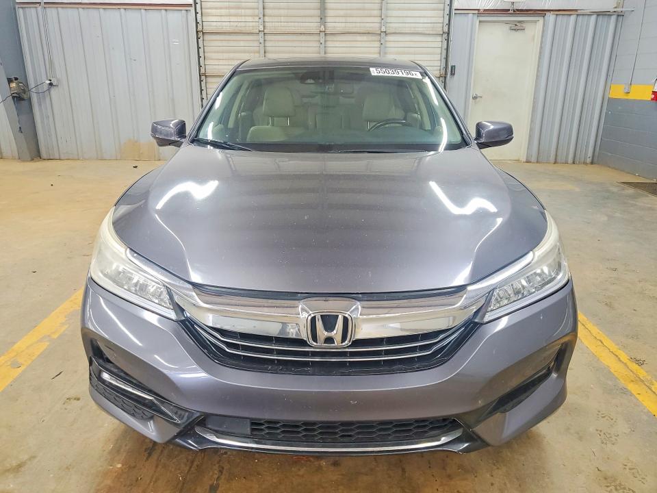 Продаж на аукціоні авто 2017 Honda Accord, vin: JHMCR6F74HC007536, номер лоту: 55039196