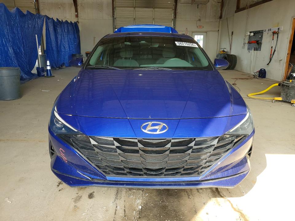 Продажа на аукционе авто 2022 Hyundai Elantra, vin: 5NPLM4AG6NH060847, номер лота: 58215256