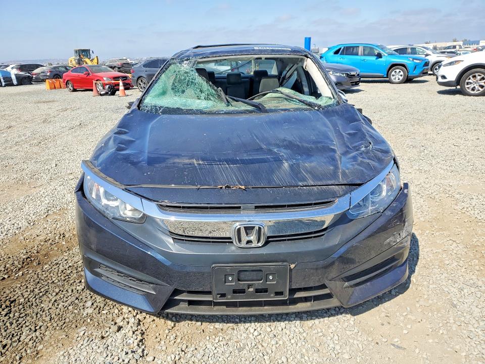 Продаж на аукціоні авто 2018 Honda Civic, vin: 2HGFC2F7XJH589140, номер лоту: 59112556