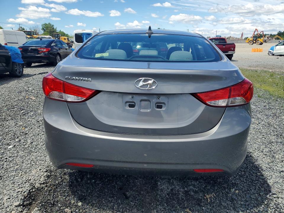 2012 Hyundai Elantra მანქანა იყიდება აუქციონზე, vin: 5NPDH4AE5CH141410, აუქციონის ნომერი: 57203476