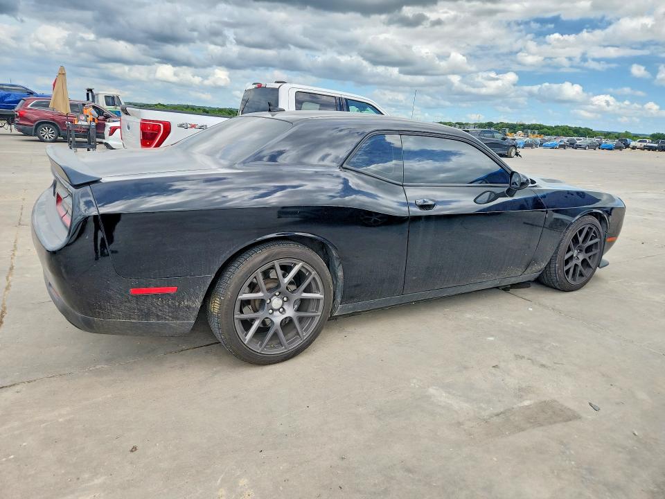 57048076 :رقم المزاد ، 2C3CDZFJXGH131422 vin ، 2016 Dodge Challenger مزاد بيع