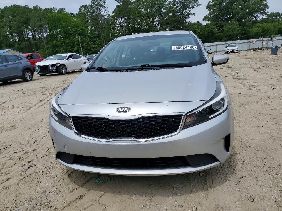 2018 Kia Forte მანქანა იყიდება აუქციონზე, vin: 3KPFL4A75JE280852, აუქციონის ნომერი: 58024106