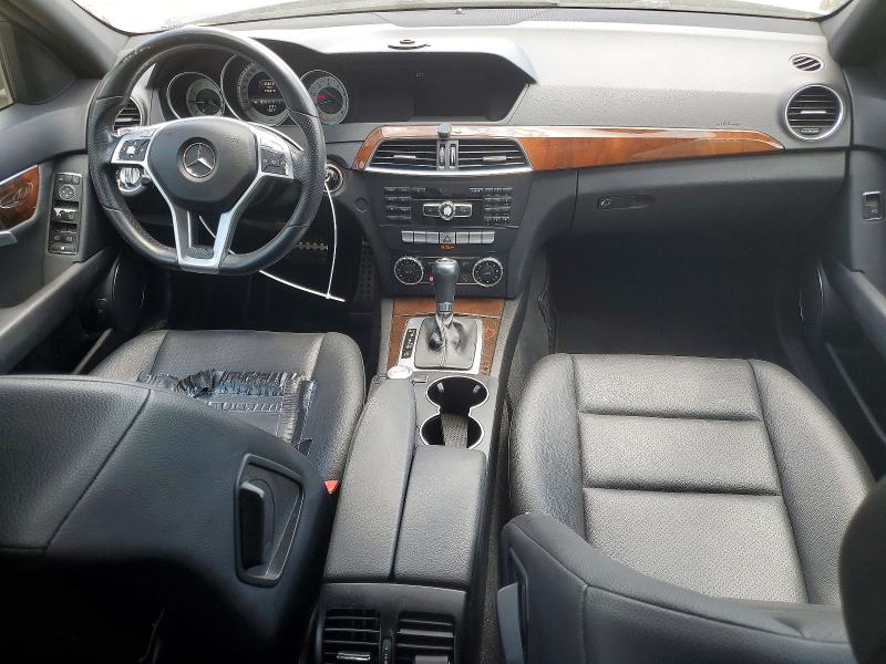 2013 Mercedes-benz C მანქანა იყიდება აუქციონზე, vin: WDDGF4HB4DA854098, აუქციონის ნომერი: 58903206