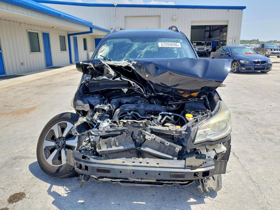 Продаж на аукціоні авто 2018 Subaru Forester, vin: JF2SJAEC4JH405684, номер лоту: 57209696