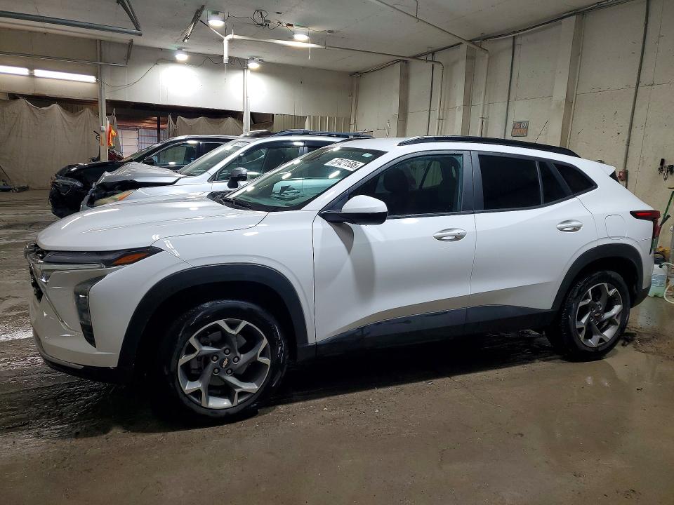 Продажа на аукционе авто 2025 Chevrolet Trax, vin: KL77LHEP4SC194363, номер лота: 57421586