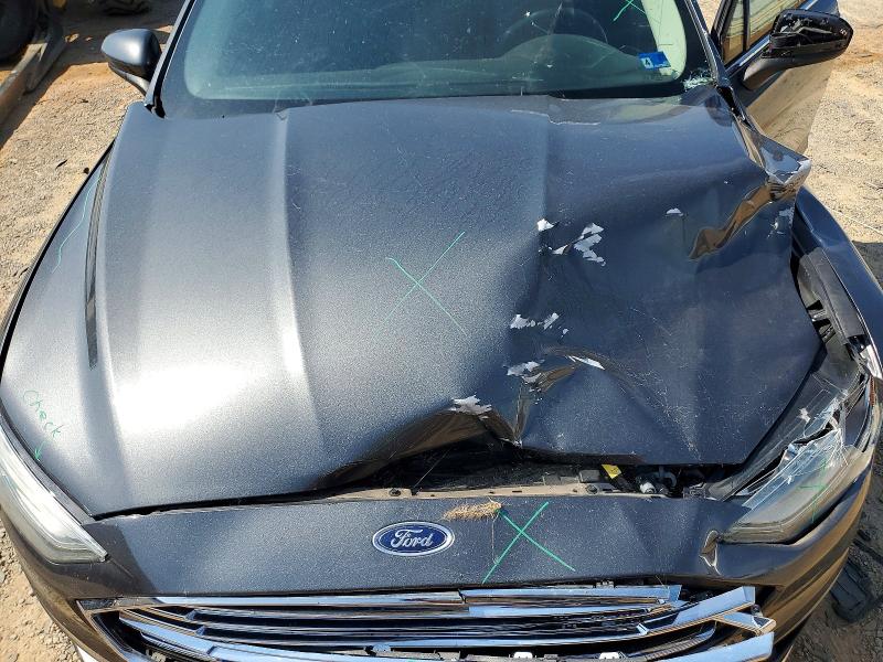 56336996 :رقم المزاد ، 3FA6P0HD3JR175024 vin ، 2018 Ford Fusion مزاد بيع