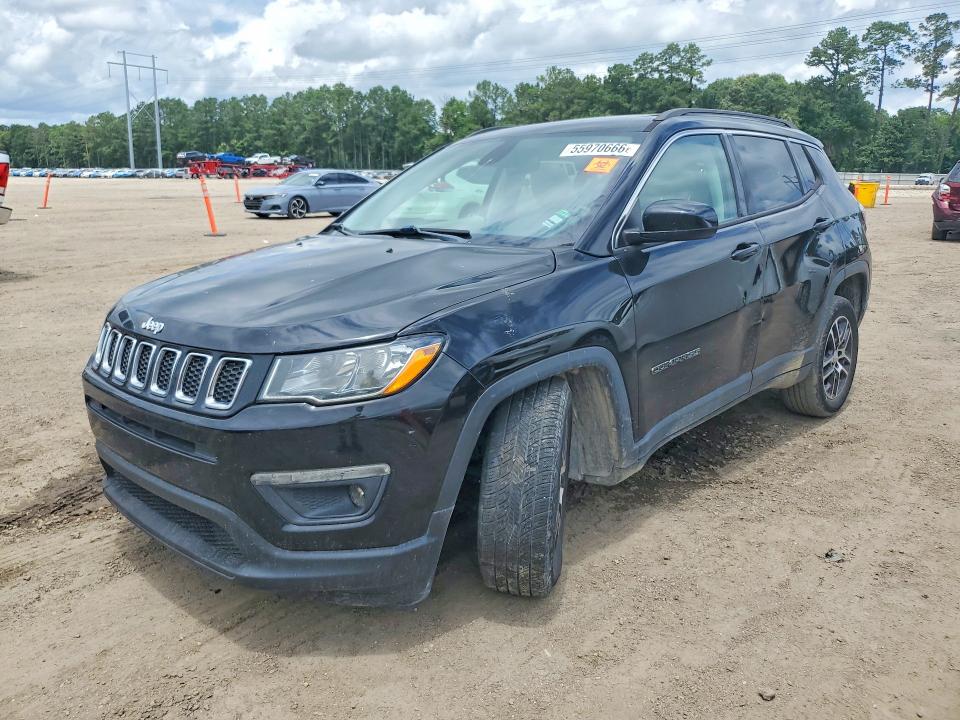 55970666 :رقم المزاد ، 3C4NJCBB7JT489164 vin ، 2018 Jeep Compass مزاد بيع
