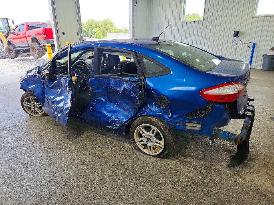 2019 Ford Fiesta მანქანა იყიდება აუქციონზე, vin: 3FADP4BJ1KM135052, აუქციონის ნომერი: 85607185