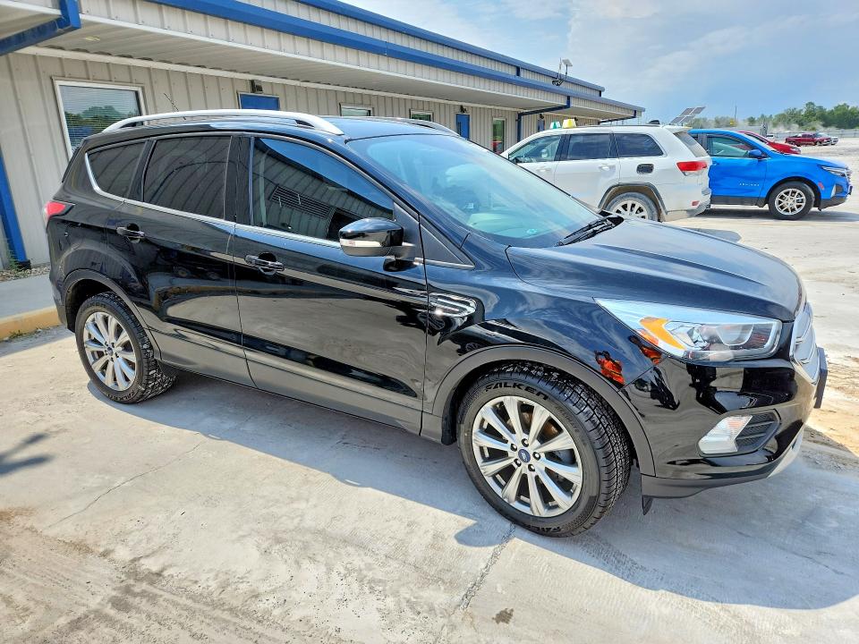 Продаж на аукціоні авто 2017 Ford Escape, vin: 1FMCU0JD8HUB52644, номер лоту: 58724336