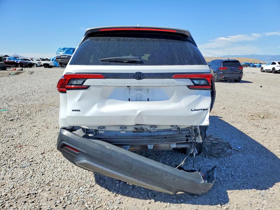 85618125 :رقم المزاد ، 5TDAAAB52RS057925 vin ، 2024 Toyota Grand Highlander مزاد بيع