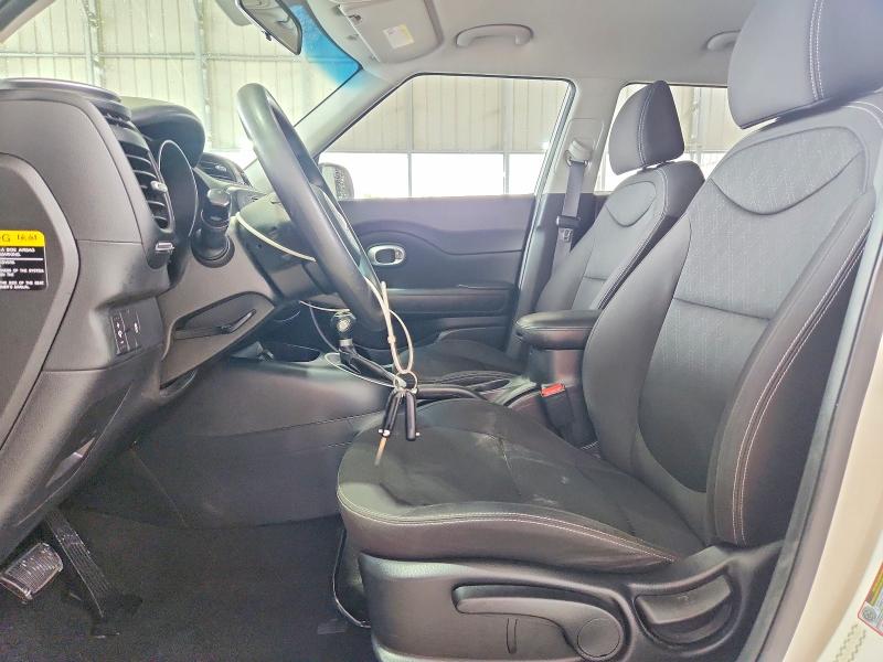 2017 Kia Soul მანქანა იყიდება აუქციონზე, vin: KNDJN2A20H7474261, აუქციონის ნომერი: 56333956