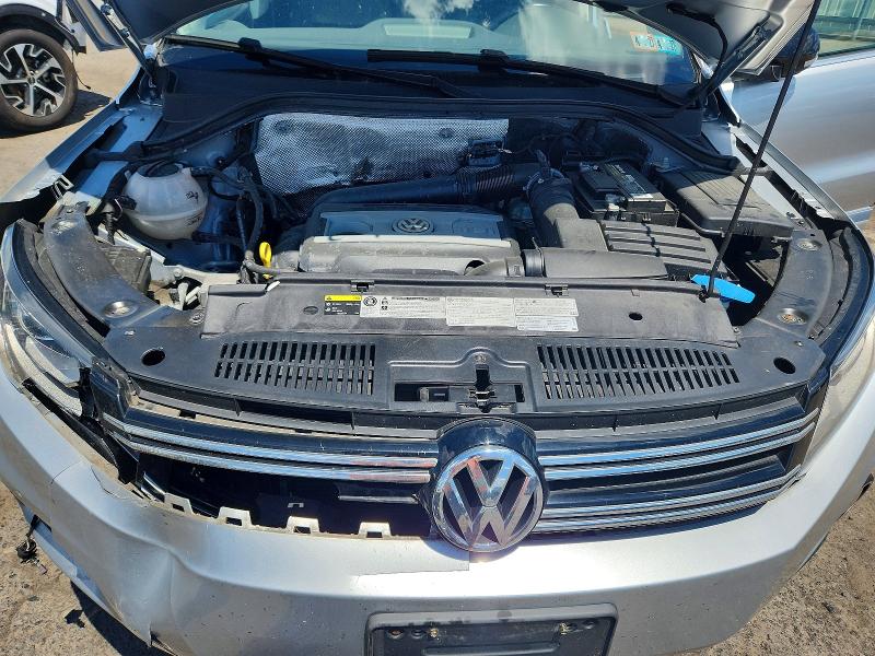 Продаж на аукціоні авто 2017 Volkswagen Tiguan, vin: WVGUV7AX2HK030250, номер лоту: 58703016