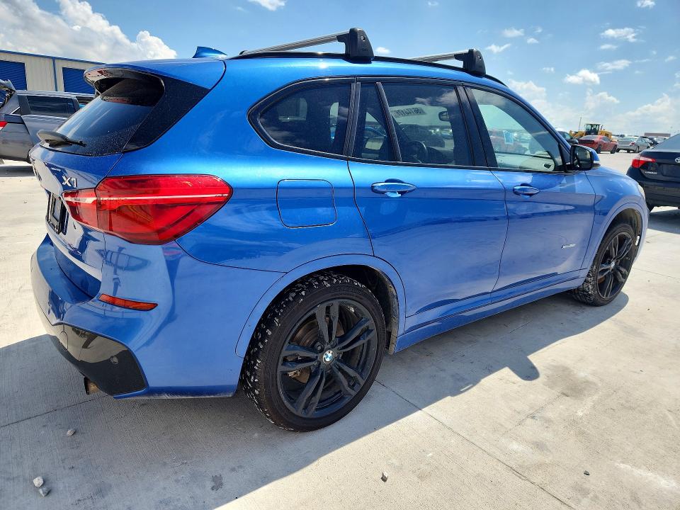 56148176 :رقم المزاد ، WBXHT3C37H5F80031 vin ، 2017 Bmw X1 مزاد بيع
