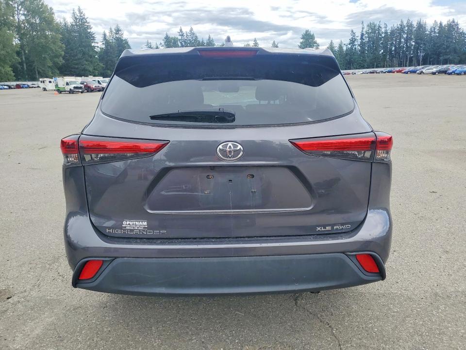 55680526 :رقم المزاد ، 5TDGZRBH1MS130061 vin ، 2021 Toyota Highlander مزاد بيع