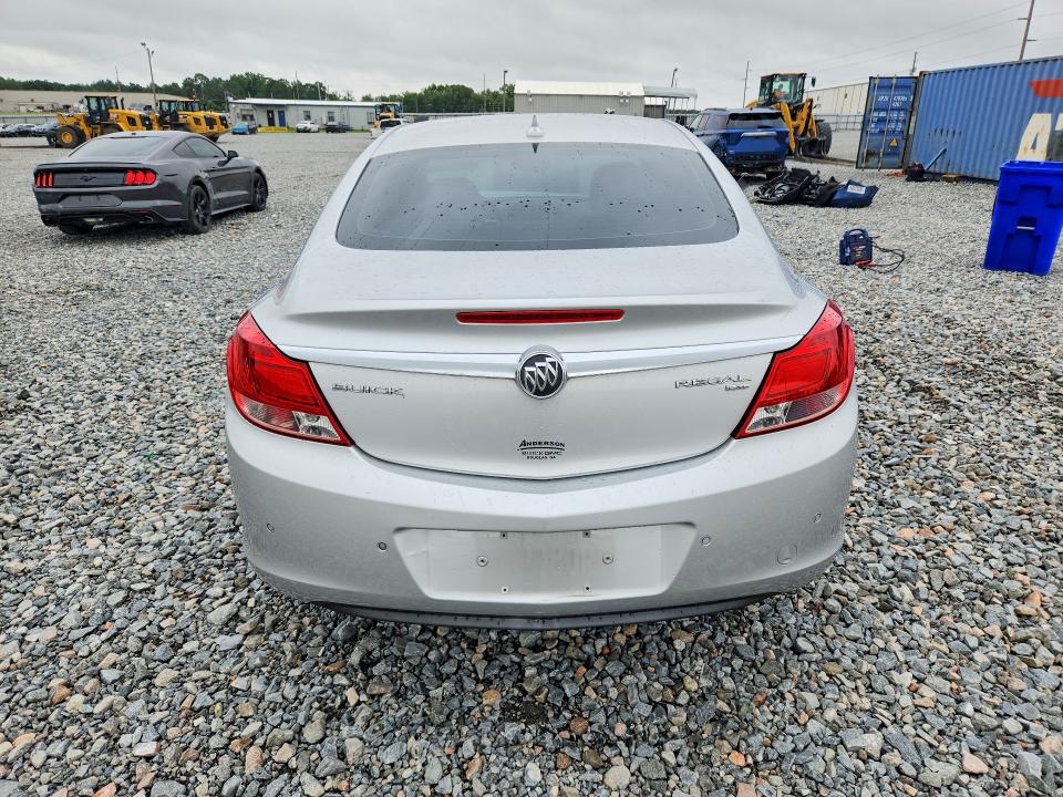 57723266 :رقم المزاد ، W04GU5GC3B1070826 vin ، 2011 Buick Regal مزاد بيع