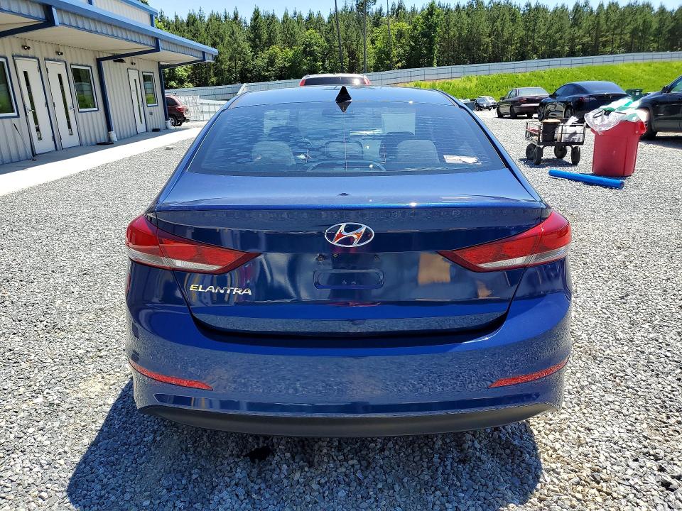 2017 Hyundai Elantra მანქანა იყიდება აუქციონზე, vin: 5NPD84LF7HH134245, აუქციონის ნომერი: 55846756