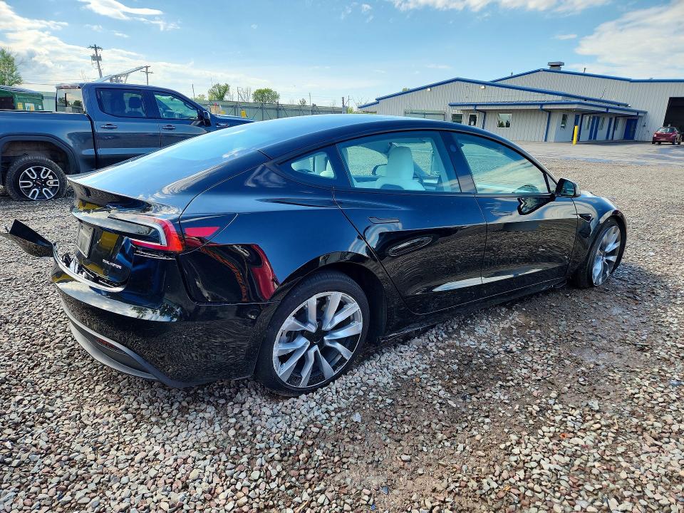 Продажа на аукционе авто 2025 Tesla Model 3, vin: 5YJ3E1EB0SF064946, номер лота: 57835026