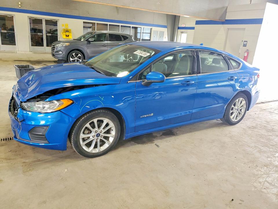 Продаж на аукціоні авто 2019 Ford Fusion, vin: 3FA6P0LUXKR100782, номер лоту: 57584706