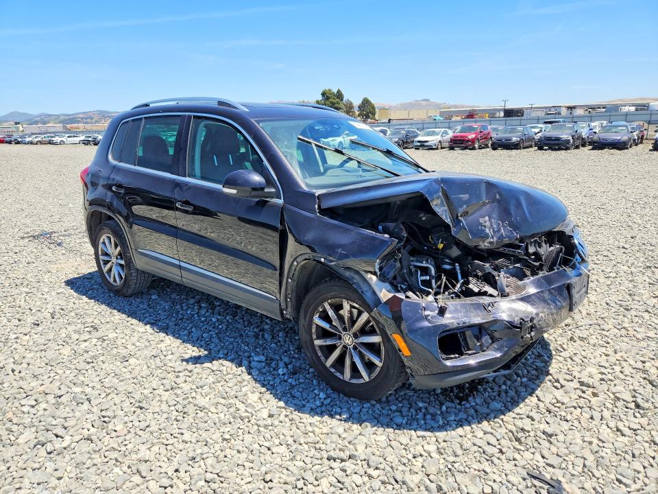 2017 Volkswagen Tiguan მანქანა იყიდება აუქციონზე, vin: WVGRV7AX5HW501533, აუქციონის ნომერი: 56888216