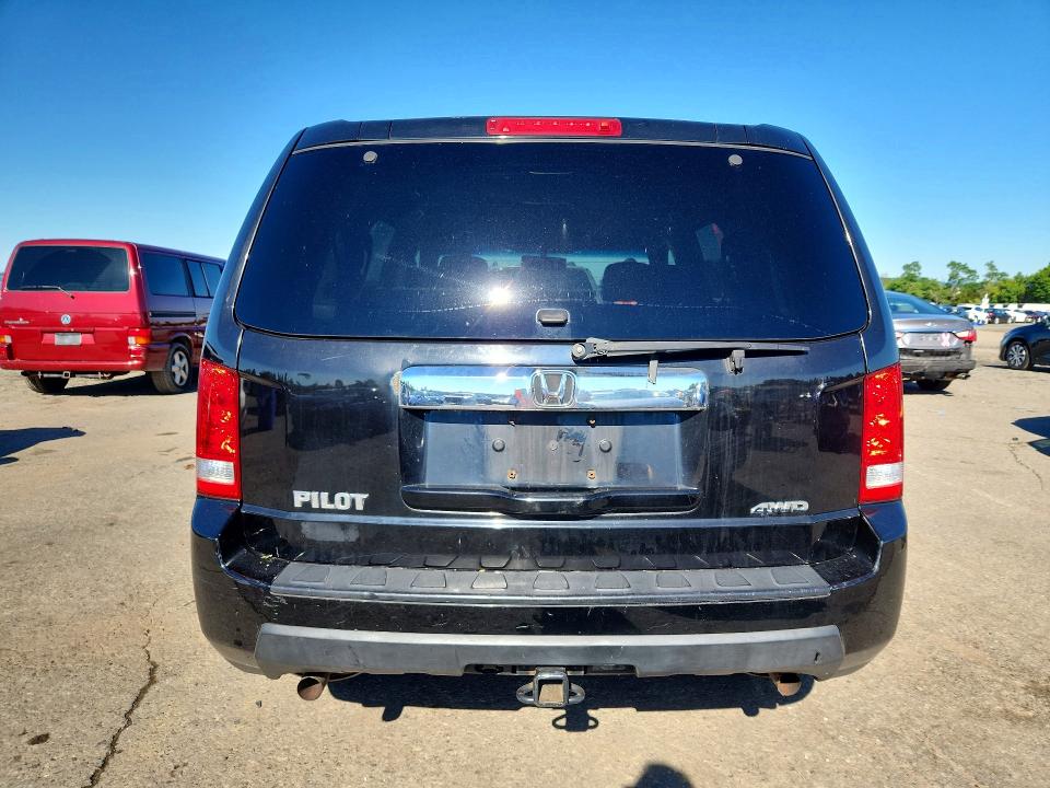 58588086 :رقم المزاد ، 5FNYF4H20BB014435 vin ، 2011 Honda Pilot مزاد بيع