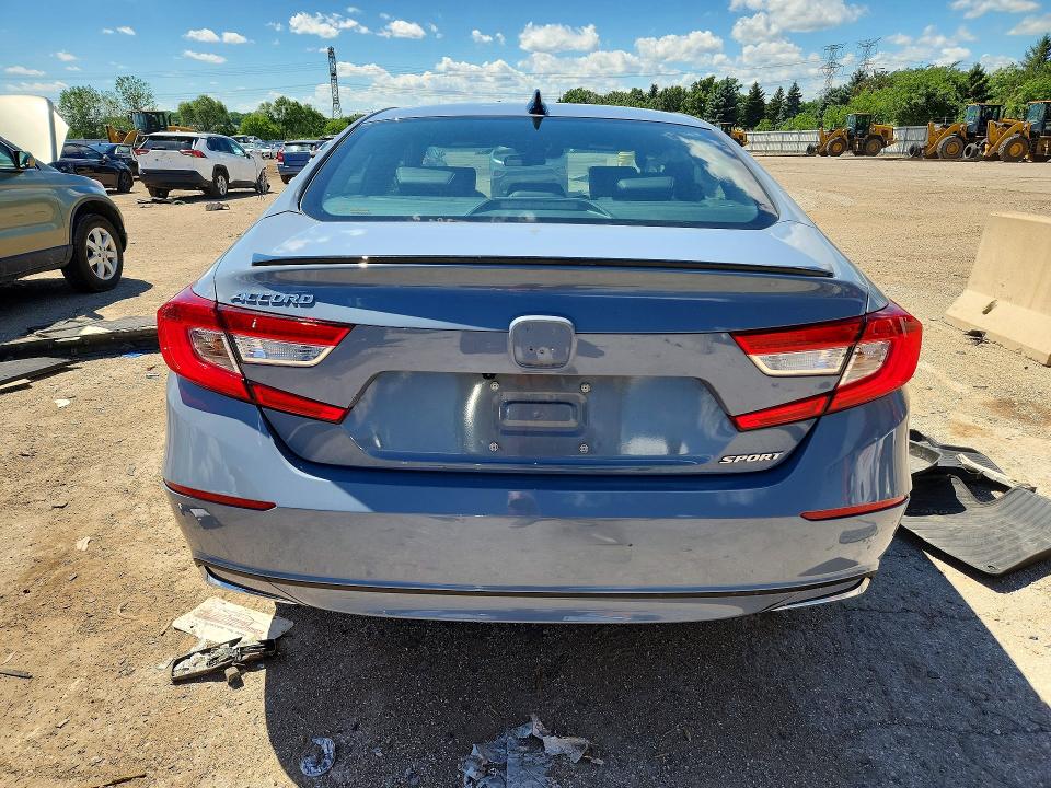 57121496 :رقم المزاد ، 1HGCV3F28NA046994 vin ، 2022 Honda Accord مزاد بيع