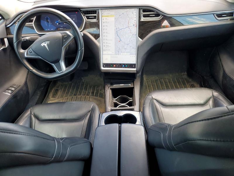 56640756 :رقم المزاد ، 5YJSA1E21GF155822 vin ، 2016 Tesla Model S مزاد بيع
