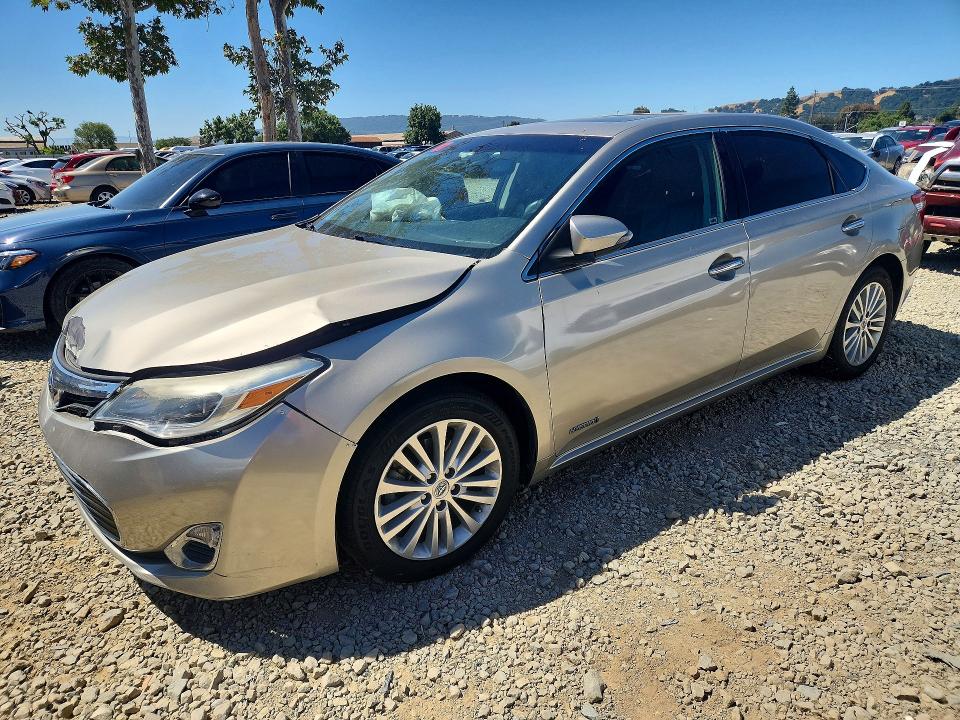 55657146 :رقم المزاد ، 4T1BD1EB1DU006980 vin ، 2013 Toyota Avalon Hybrid مزاد بيع