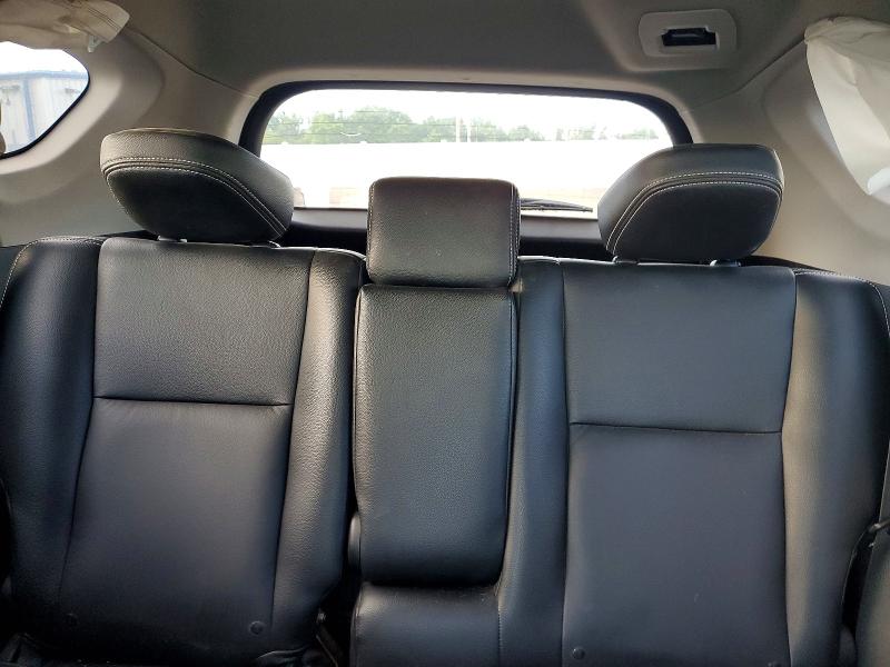 Продажа на аукционе авто 2018 Toyota Rav4, vin: 2T3RFREV4JW709770, номер лота: 57462196