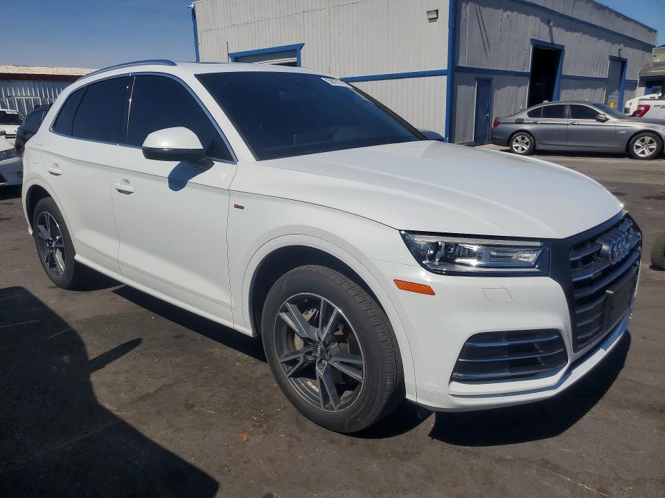 2020 Audi Q5 E მანქანა იყიდება აუქციონზე, vin: WA1G2AFY7L2050571, აუქციონის ნომერი: 58072786
