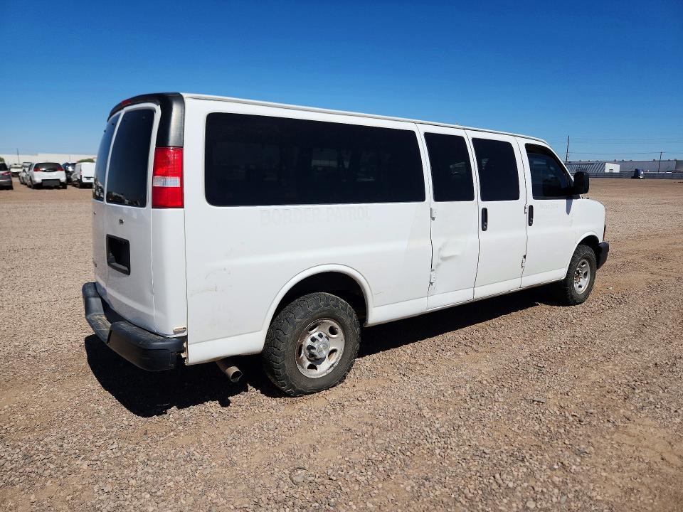 57611106 :رقم المزاد ، 1GAZGNFG4L1275267 vin ، 2020 Chevrolet Express G3500 مزاد بيع