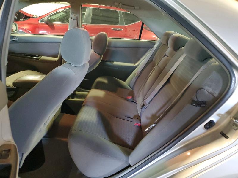 55772006 :رقم المزاد ، 4T1BE32K95U567331 vin ، 2005 Toyt Camry مزاد بيع